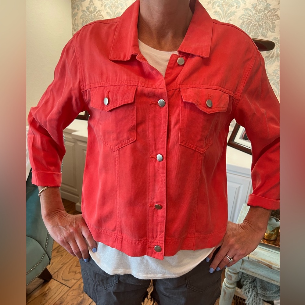 Red with pocket button, Jean jacket.